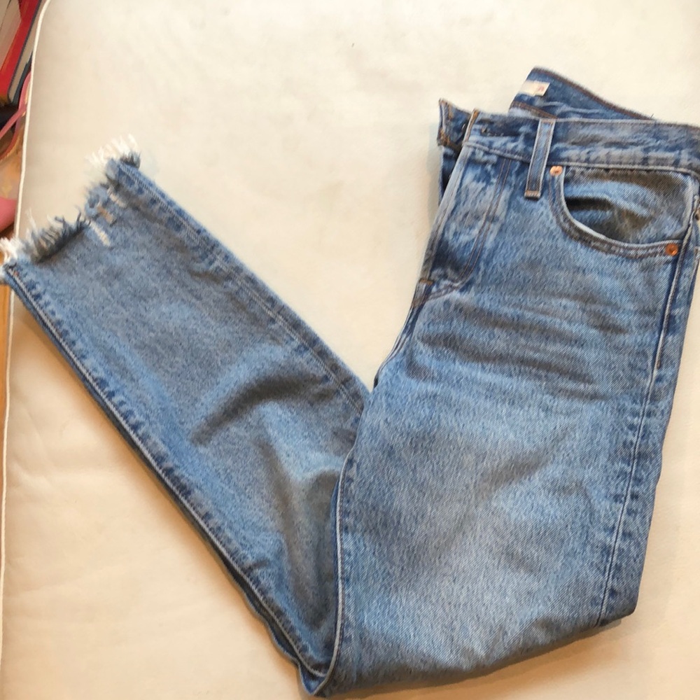 Levi’s wedgie blue denim jeans